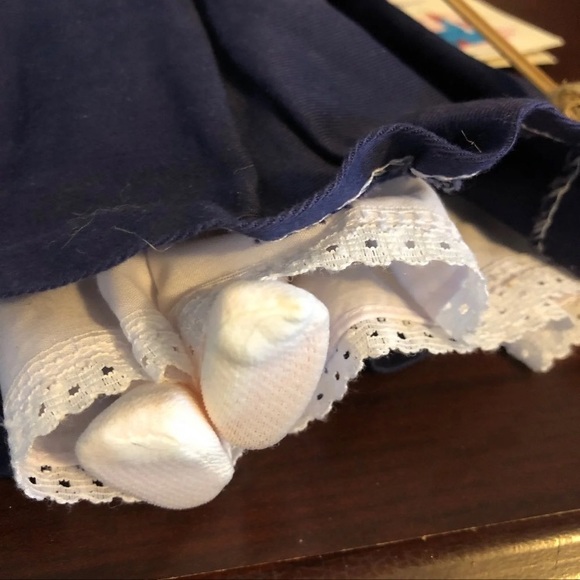 Poor Cinderella doll - Picture 8 of 12